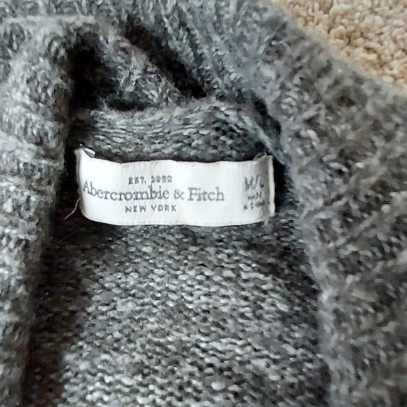 Cardigan - Picture 2 of 2